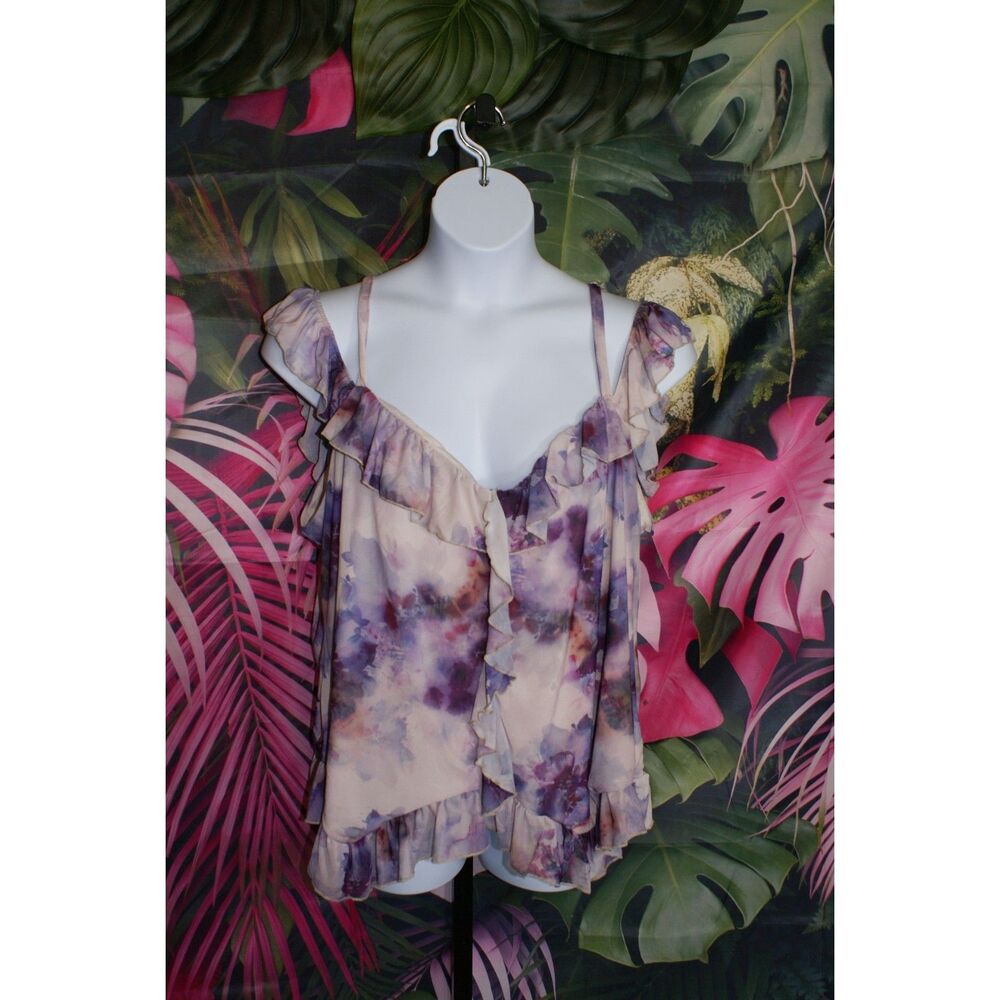 Torrid Multicolored top size 4